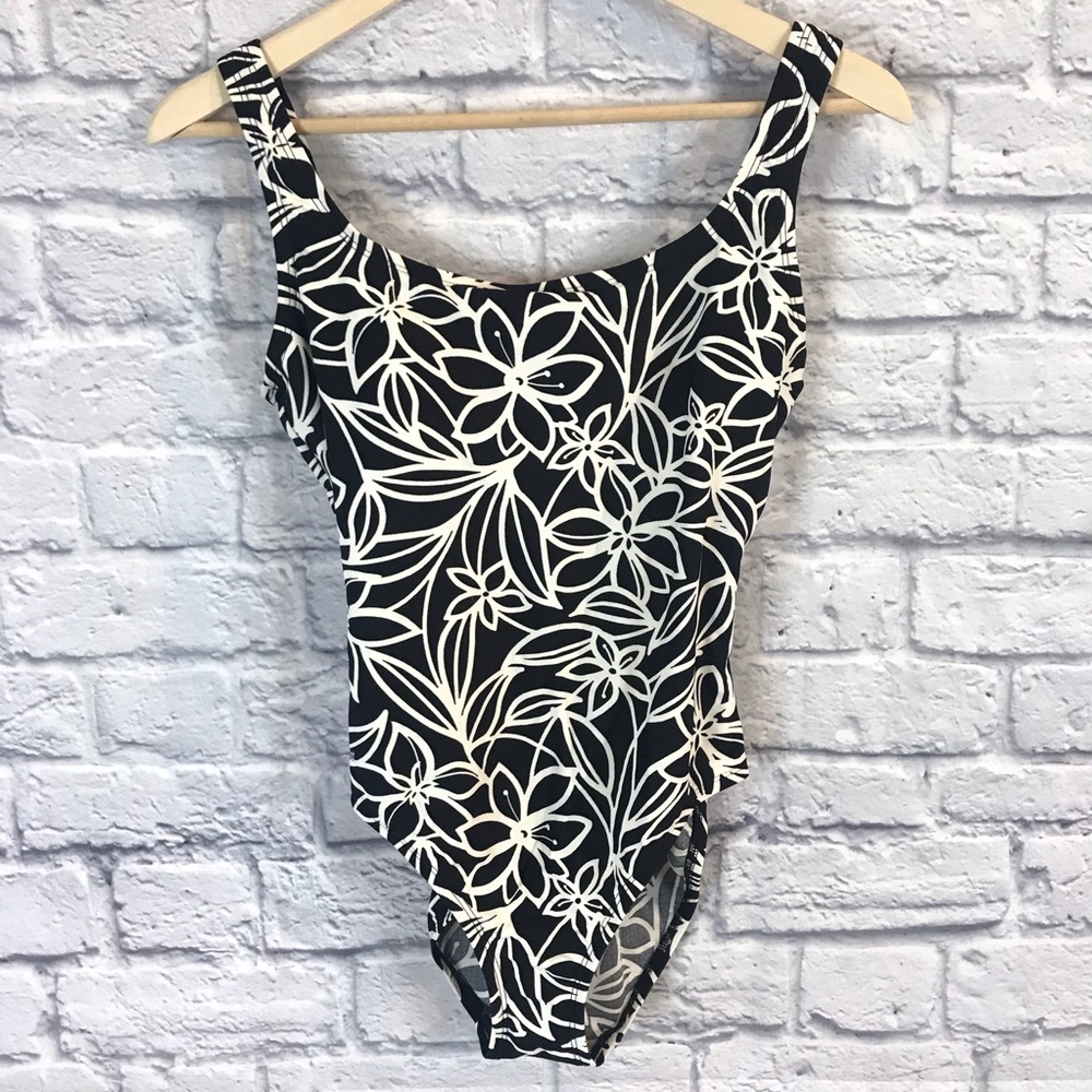 Speedo One Piece Black White Floral Swim Suite Womens Size 8 Drop Back Padded